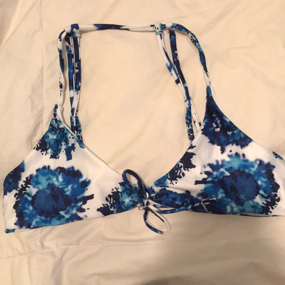 blue and white bikini